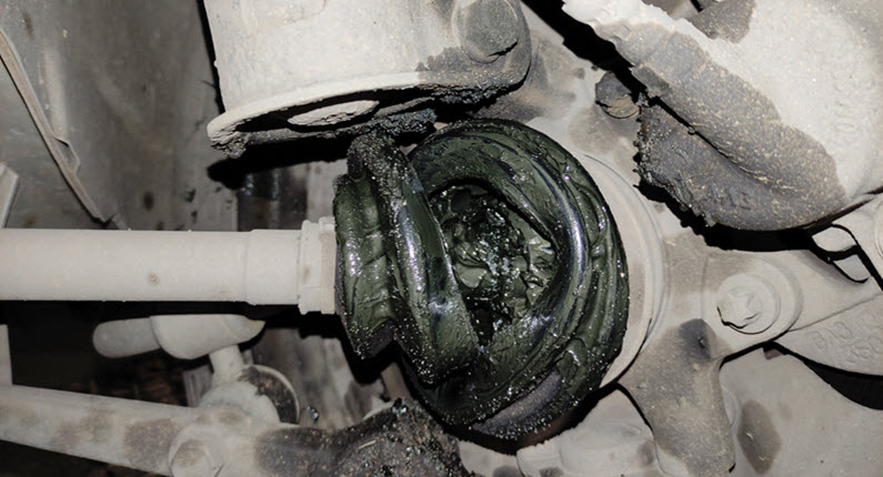 What to Look for If You Suspect a Half-Shaft Boot Failure in Your Volkswagen